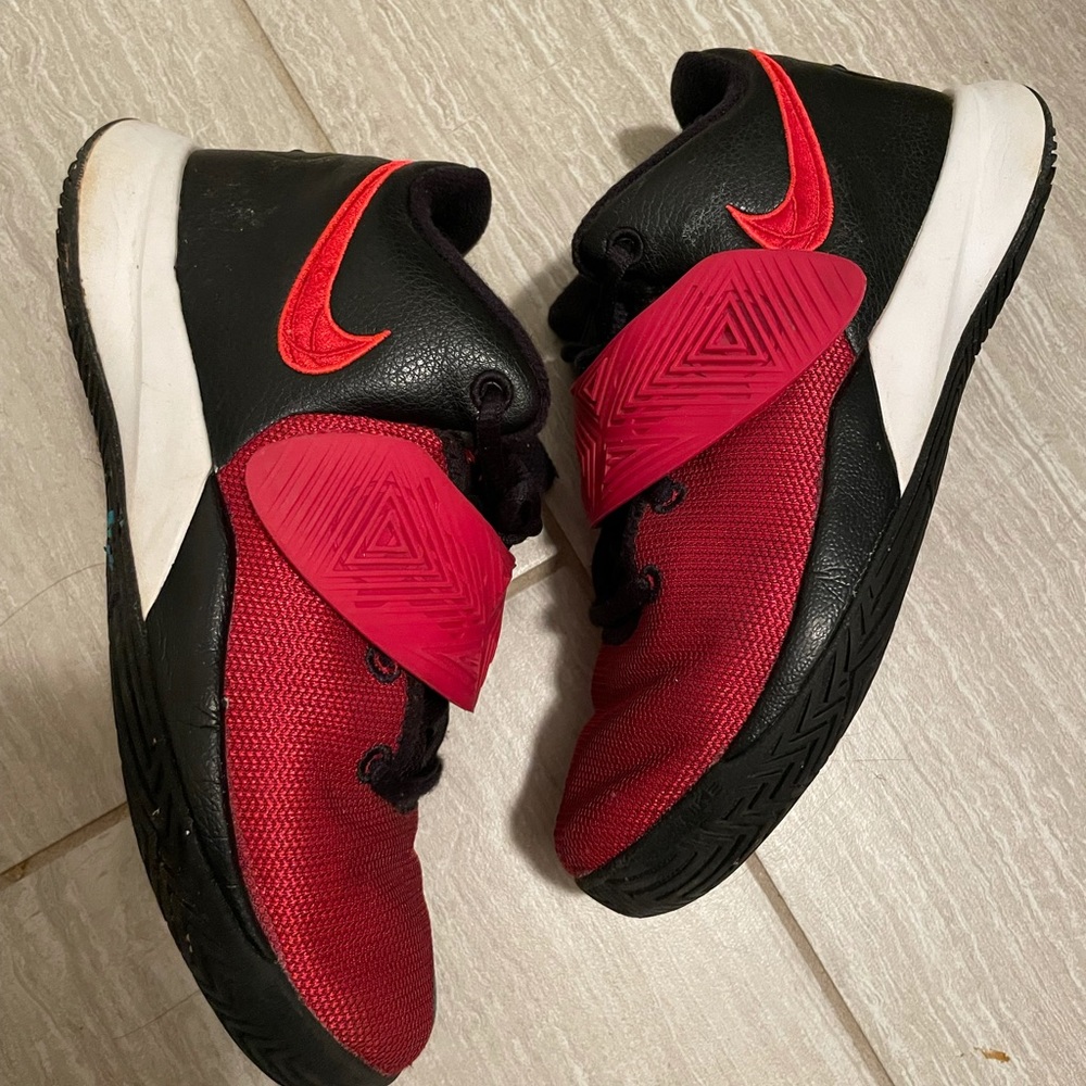 Nike kids size 12